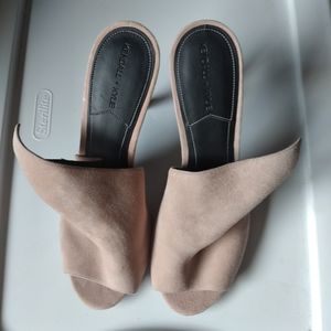 Kendall & Kylie 4 inch stilettos BRAND NEW